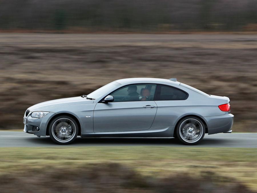  BMW 320d Coupe M Sport Package 2010 года  (UK) (фото 2 из 6)